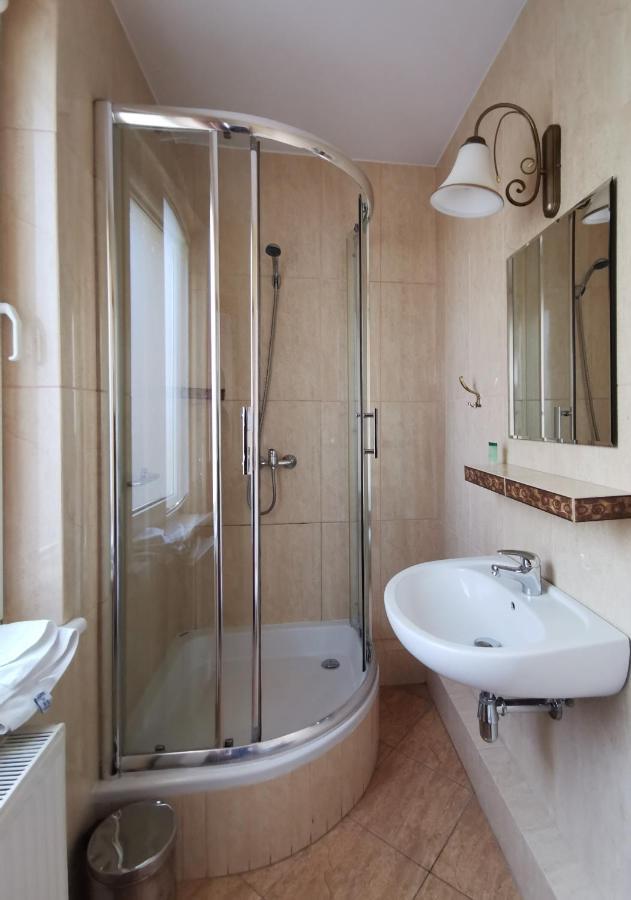 Hotel Zieliniec Poznan