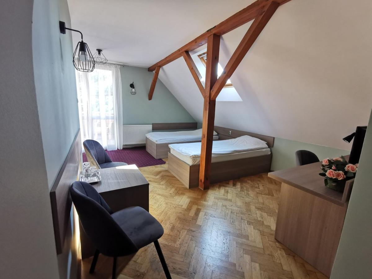 Zieliniec Hotel 2*