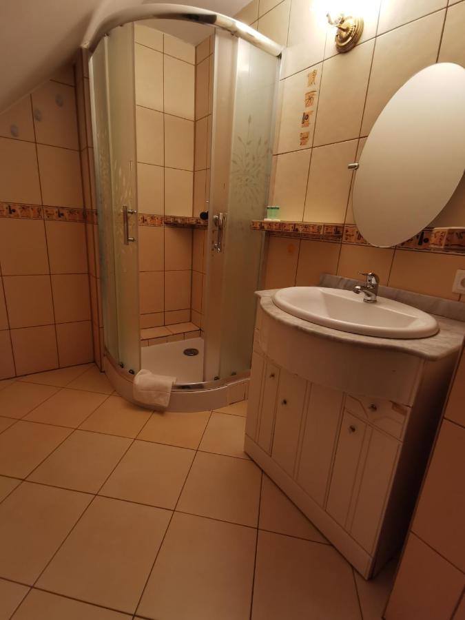 Zieliniec 2*