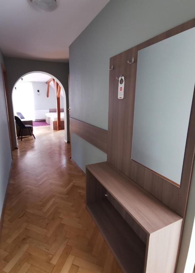 Zieliniec 2* Poznan